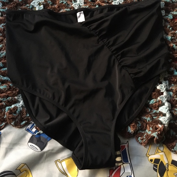 ASOS Curve Other - NWT ASOS Curve Swim Bottoms 24w